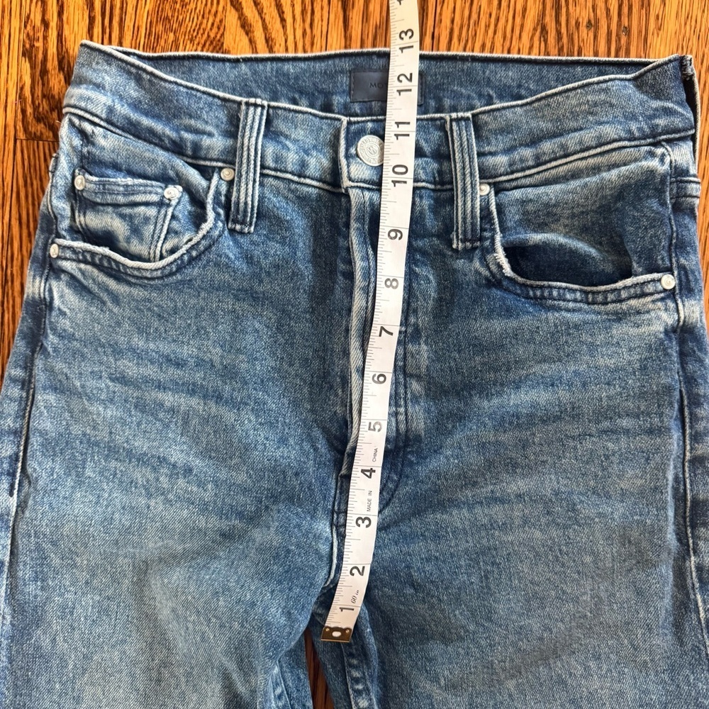 Mother The Tomcat High Rise Button Fly Distressed Jeans Women 26 Completely Over - Picture 5 of 12